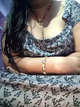 neha007-K online show from June 13, 2026, 7:34 pm