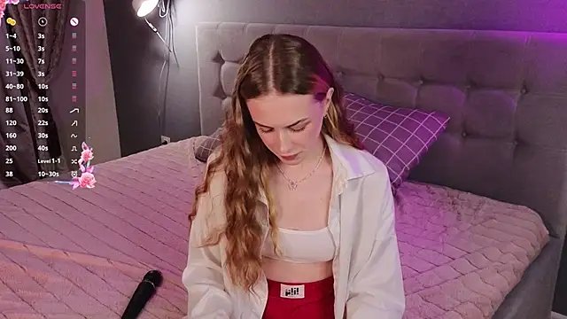 soft babe online show from September 12, 2025, 7:46 pm