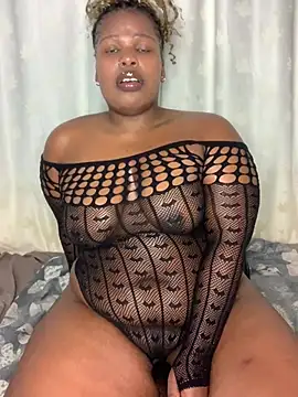 Cuddle Bear online show from March 26, 2026, 8:40 pm