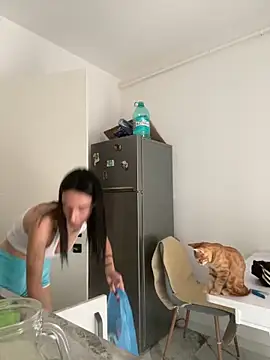 Celine Roxelle online show from September 11, 2025, 10:04 am