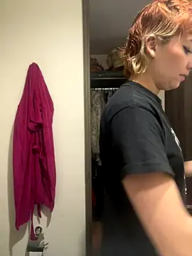 Maggie Geller online show from September 18, 2025, 3:26 pm