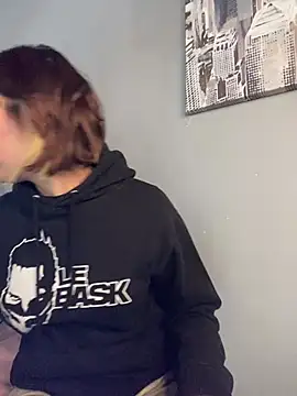 Maggie Geller online show from March 5, 2025, 8:21 pm