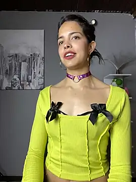 Isabella Rizzo online show from February 14, 2025, 9:53 pm