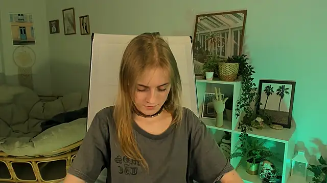 KiraMontoya online show from March 14, 2025, 12:21 am