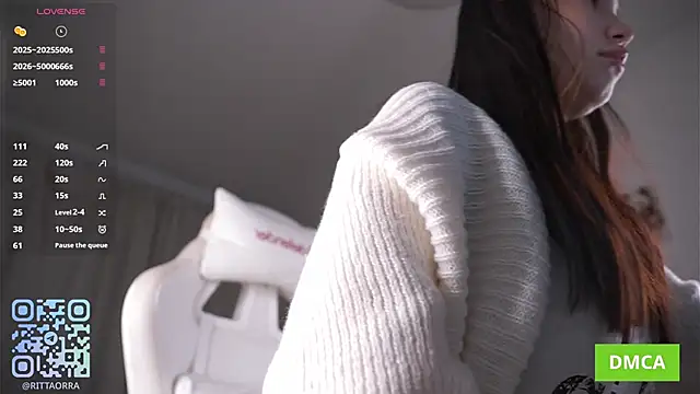 LizbethGee online show from February 16, 2026, 4:11 am