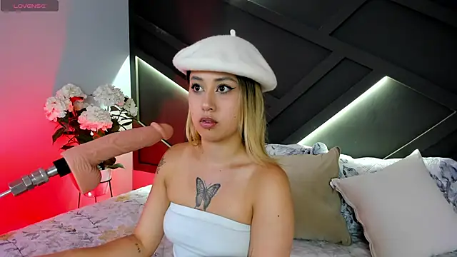 cloe palmer online show from March 20, 2025, 9:46 pm