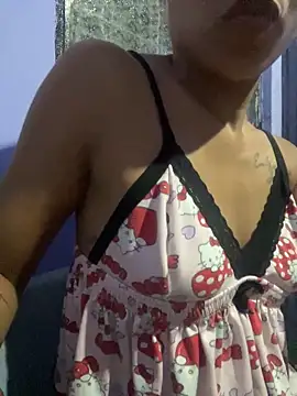 julieta fn online show from March 4, 2026, 3:47 am