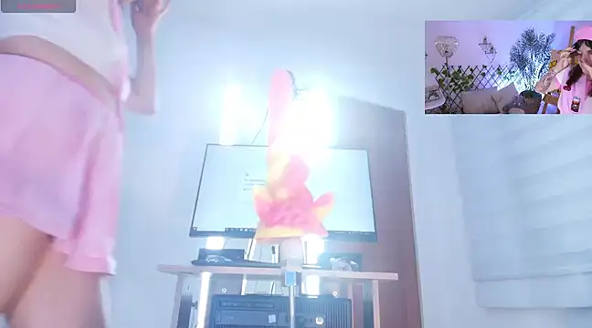 Neekito  online show from February 14, 2025, 11:20 pm