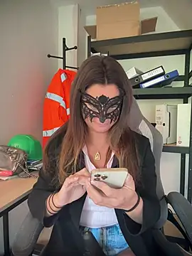 Loveblackzilla online show from March 4, 2026, 2:58 pm