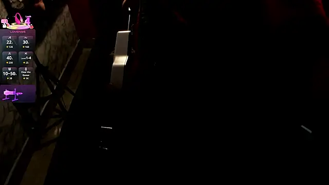 IVISBOUNCYASS online show from February 15, 2026, 12:26 pm