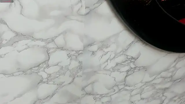 IVISBOUNCYASS online show from October 10, 2025, 12:50 pm