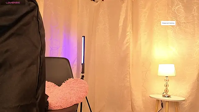 sophia dumont online show from October 1, 2025, 12:16 am