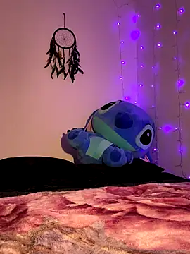 tastylolaaa online show from September 18, 2025, 4:48 am