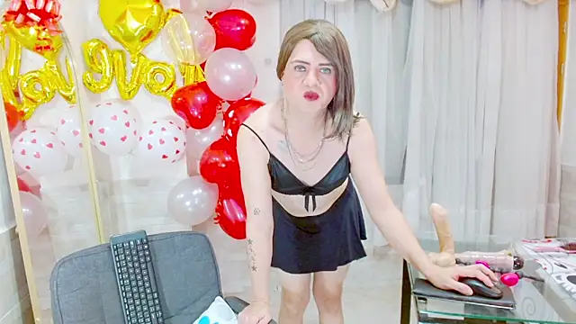 Snapshot of Dolldirtyxxx chatting on February 15, 2026, 7:57 pm Dolldirtyxxx online show from February 15, 2026, 7:57 pm