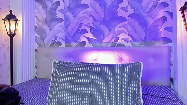 Sami Evanns online show from November 9, 2025, 3:43 am