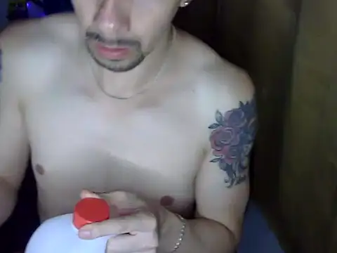 venusfranco 94 online show from March 11, 2026, 7:52 pm