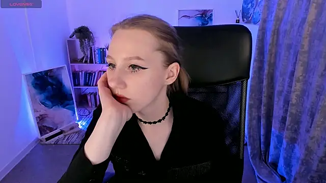 DariaTate online show from March 13, 2025, 9:26 pm