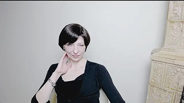  AngeliaFlow  online show from March 18, 2025, 1:23 pm