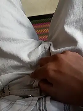 Indiantelugucouples online show from November 5, 2025, 8:17 am