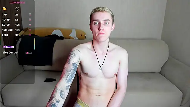 crazybottom99 online show from March 17, 2025, 7:48 pm