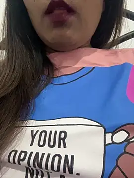 Deepcha1991 online show from February 18, 2025, 6:15 pm