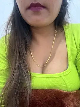 Deepcha1991 online show from March 17, 2025, 9:57 pm