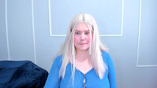 Snapshot of _leana_ chatting on December 21, 2025, 6:42 pm leana online show from December 21, 2025, 6:42 pm