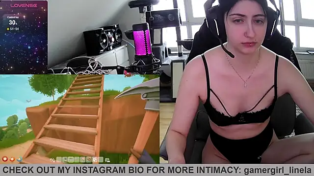 Snapshot of Gamergirl-Linela chatting on June 12, 2026, 2:48 pm Gamergirl-Linela online show from June 12, 2026, 2:48 pm
