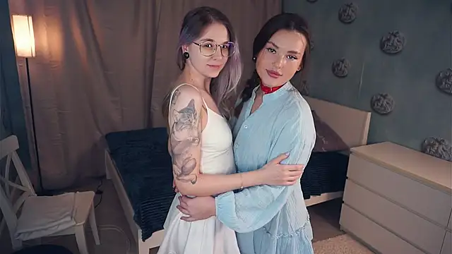 GlennaEngels online show from February 8, 2025, 6:12 am