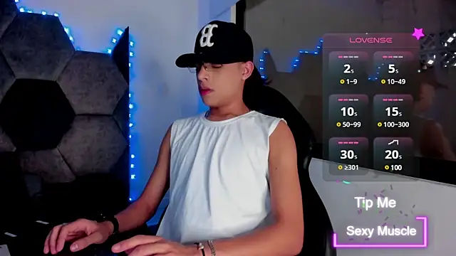 Snapshot of Philip_Millerr_ chatting on March 11, 2025, 7:47 pm Philip Millerr online show from March 11, 2025, 7:47 pm