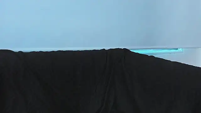 Snapshot of Philip_Millerr_ chatting on March 6, 2025, 10:58 pm Philip Millerr online show from March 6, 2025, 10:58 pm