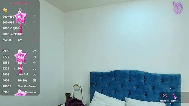 Skye Moore online show from February 13, 2025, 1:19 am