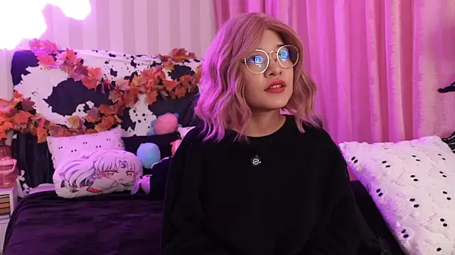 NataliaNovak online show from November 2, 2025, 9:09 pm