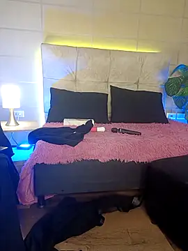  michonne  online show from November 23, 2025, 10:14 am