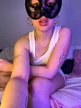 Snapshot of Daria-maus24 chatting on September 22, 2025, 12:33 pm Daria-maus24 online show from September 22, 2025, 12:33 pm