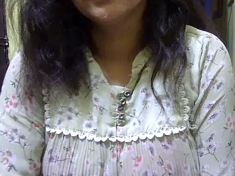 Your cutiepie  online show from October 4, 2025, 5:36 pm