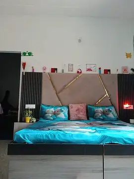 Snapshot of shnaz_1 chatting on July 9, 2026, 7:31 am shnaz 1 online show from July 9, 2026, 7:31 am