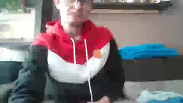 Snapshot of Kanio88 chatting on April 21, 2026, 10:33 am Kanio88 online show from April 21, 2026, 10:33 am