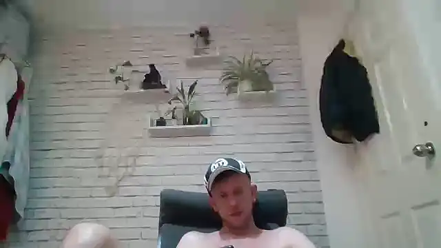Snapshot of Kanio88 chatting on February 10, 2025, 12:08 am Kanio88 online show from February 10, 2025, 12:08 am