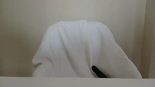 redpoint34 online show from April 21, 2026, 7:15 am