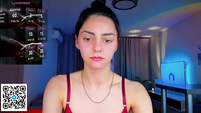 EmiliaZen online show from April 16, 2026, 4:30 pm