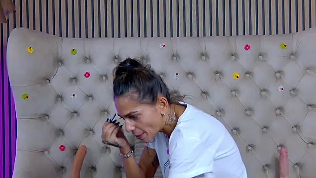 PlayfulShow online show from October 12, 2025, 11:11 am