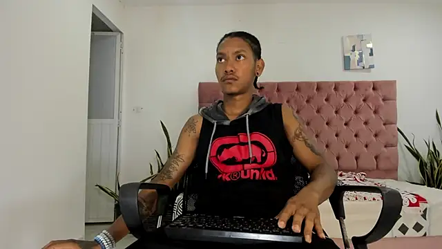 blackdirty420 online show from March 10, 2025, 4:14 pm