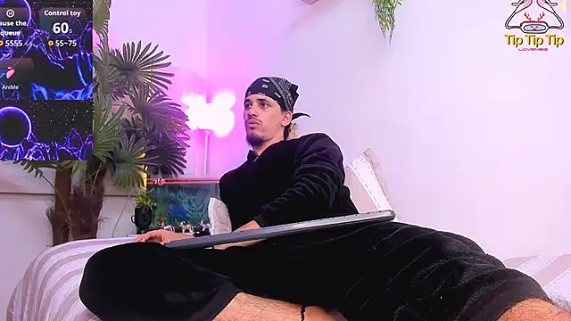 Dirty Kingg online show from September 13, 2025, 9:26 pm