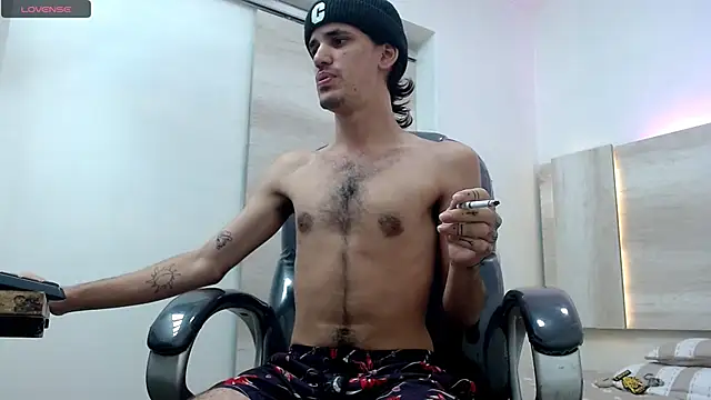 Dirty Kingg online show from March 19, 2025, 1:10 am