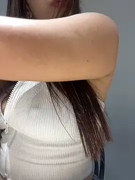 Snapshot of KiimCollins chatting on March 22, 2025, 2:14 pm KiimCollins online show from March 22, 2025, 2:14 pm