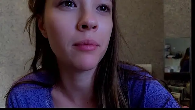 DemiDee online show from December 16, 2025, 10:25 pm