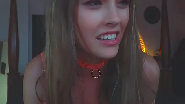 DemiDee online show from February 8, 2025, 9:46 am