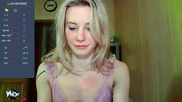 Caramel piegirl online show from February 22, 2025, 5:57 pm