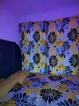 moree Queen online show from October 28, 2025, 8:08 pm